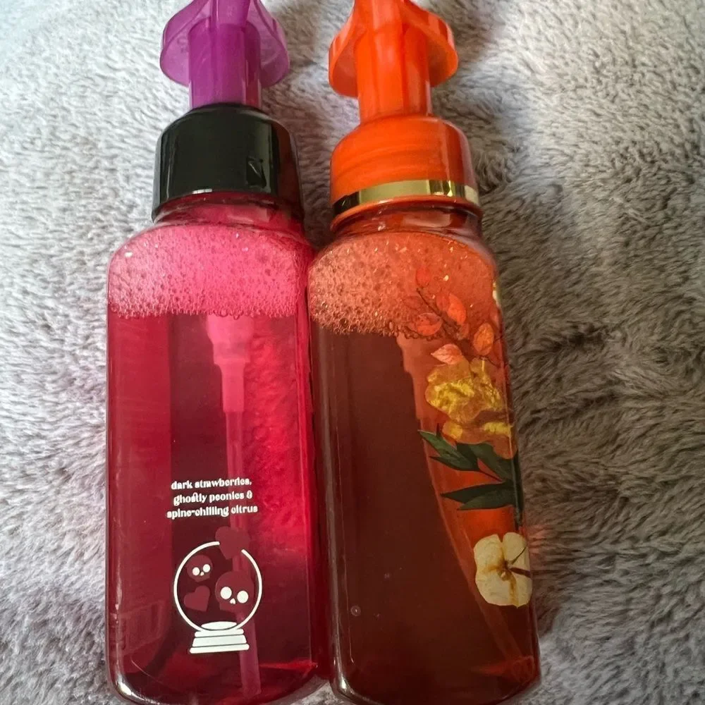 Bath & Body Works Halloween/ Fall Foaming Hand Soap Bundle 8.75oz